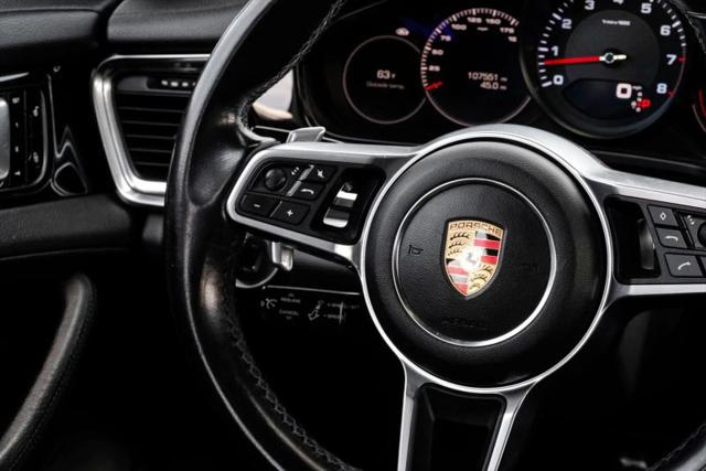 2018 Porsche Panamera 4