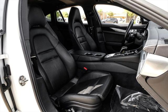 2018 Porsche Panamera 4