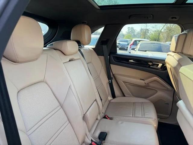 2019 Porsche Cayenne E-Hybrid E
