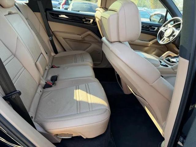 2019 Porsche Cayenne E-Hybrid E