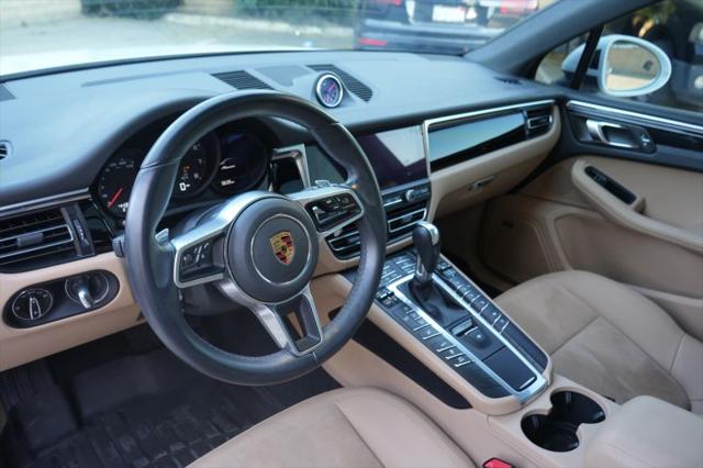2021 Porsche Macan Base