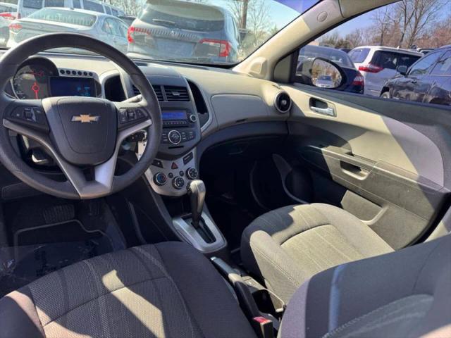 2012 Chevrolet Sonic 2LT