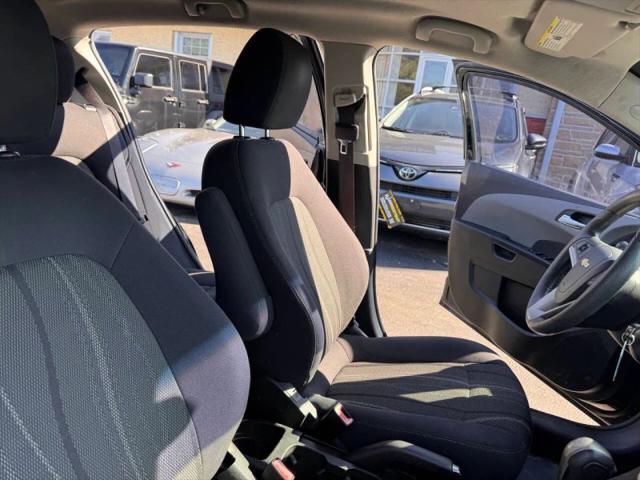 2012 Chevrolet Sonic 2LT
