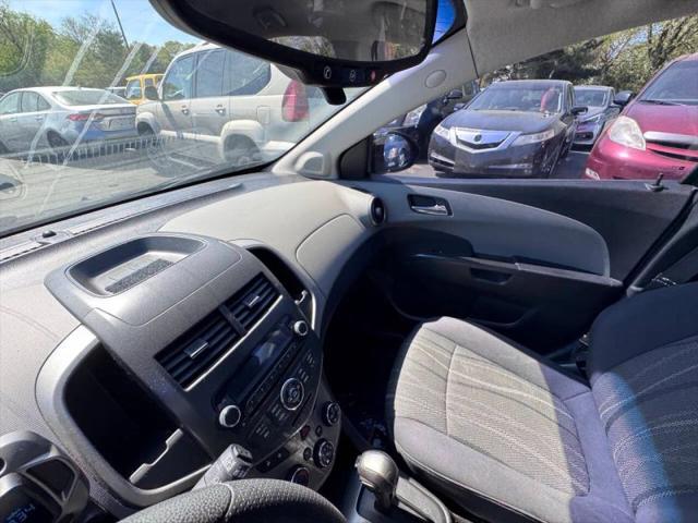 2012 Chevrolet Sonic 2LT