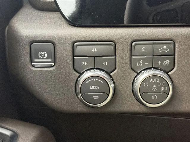 2026 GMC Sierra 3500HD Crew Cab, Long Bed, SLE Dual Rear Wheel, 4WD