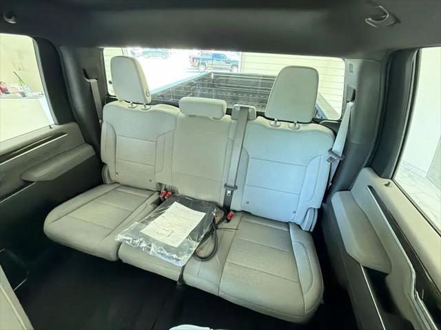 2026 GMC Sierra 3500HD Crew Cab, Long Bed, SLE Dual Rear Wheel, 4WD