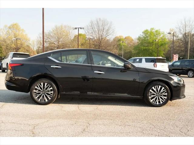2025 Nissan Altima SV AWD