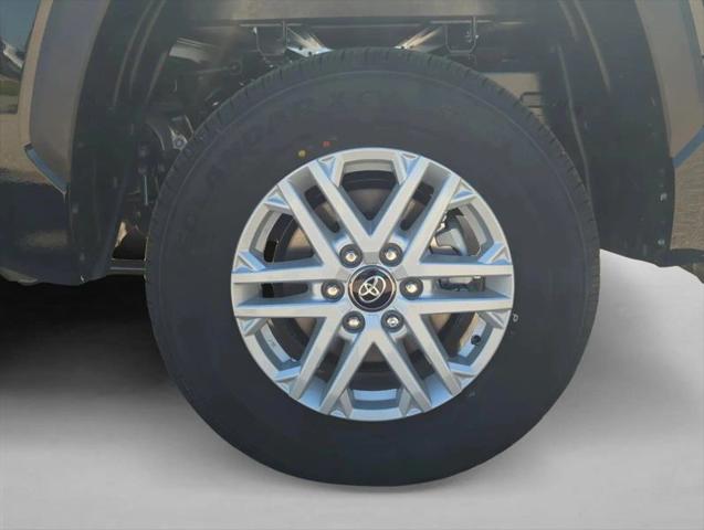 2026 Toyota Tundra SR5 CrewMax 5.5' Bed