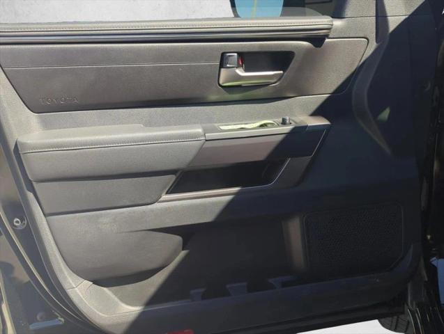 2026 Toyota Tundra SR5 CrewMax 5.5' Bed