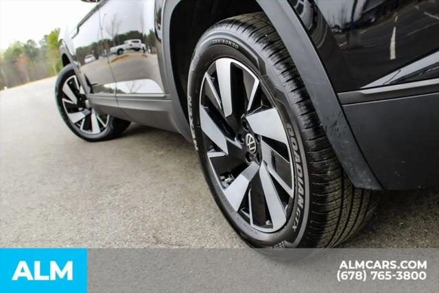 2025 Volkswagen Atlas Cross Sport 2.0T SE w/Technology