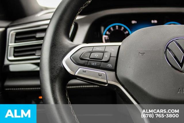 2025 Volkswagen Atlas Cross Sport 2.0T SE w/Technology