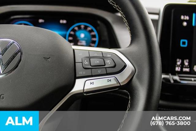 2025 Volkswagen Atlas Cross Sport 2.0T SE w/Technology