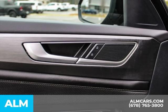 2025 Volkswagen Atlas Cross Sport 2.0T SE w/Technology