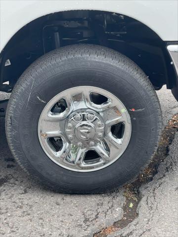 2026 Ram 3500 Tradesman Crew Cab 4x4 8' Box