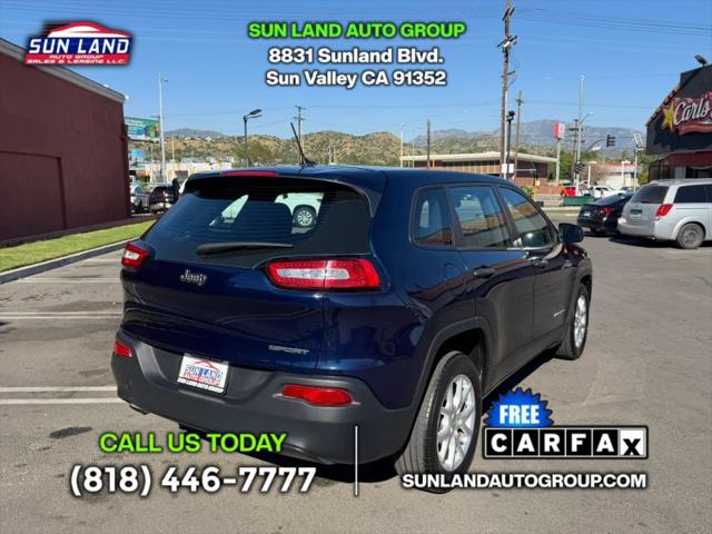 2015 Jeep Cherokee Sport
