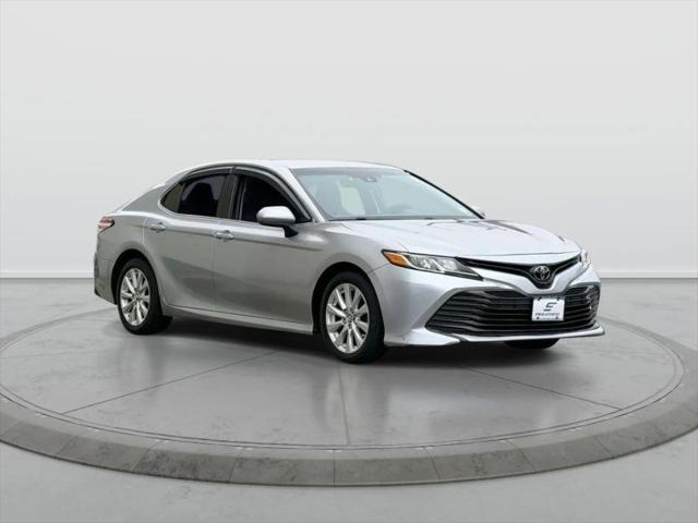 2018 Toyota Camry LE for sale in Amityville, NY