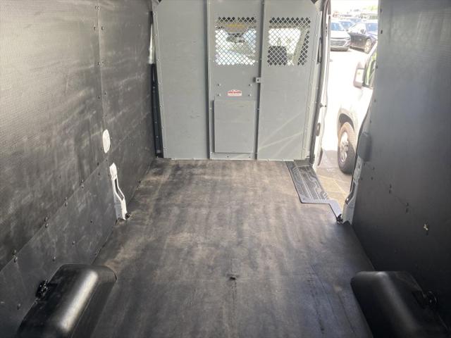 2020 Ford Transit Cargo Van Medium Roof w/LWB