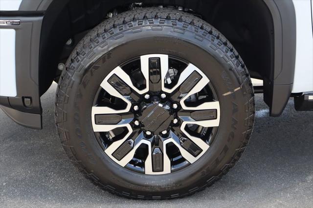 2026 GMC Sierra 2500HD Crew Cab, Standard Bed, Denali Ultimate, 4WD