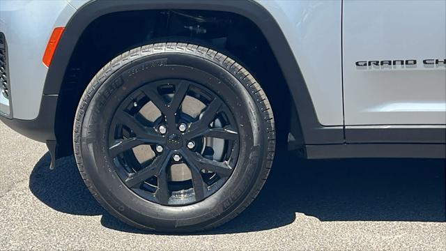 2026 Jeep Grand Cherokee L Altitude 4x4