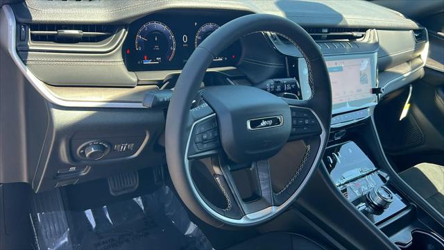 2026 Jeep Grand Cherokee L Altitude 4x4