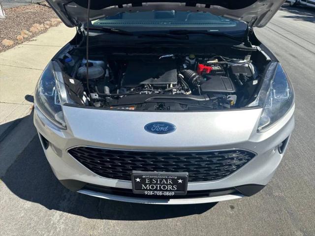 2020 Ford Escape SE