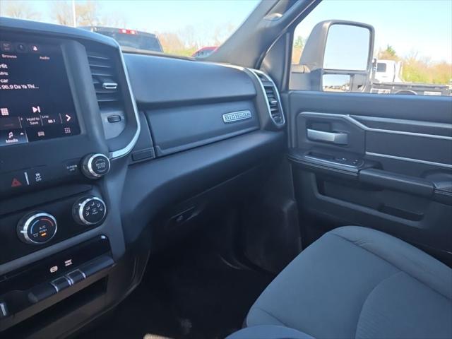 2024 Ram 2500 Big Horn Crew Cab 4x4 8' Box