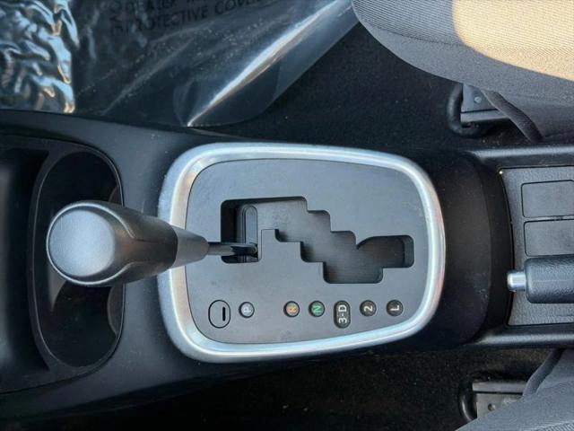 2016 Toyota Yaris LE