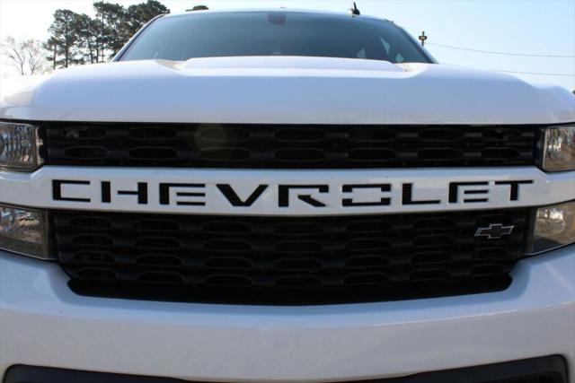 2020 Chevrolet Silverado 1500 4WD Crew Cab Short Bed Custom