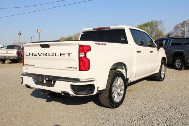 2020 Chevrolet Silverado 1500 4WD Crew Cab Short Bed Custom
