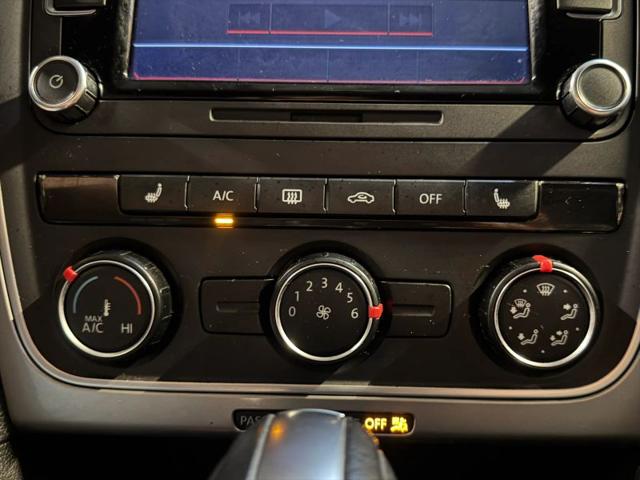 2015 Volkswagen Passat 1.8T Limited Edition