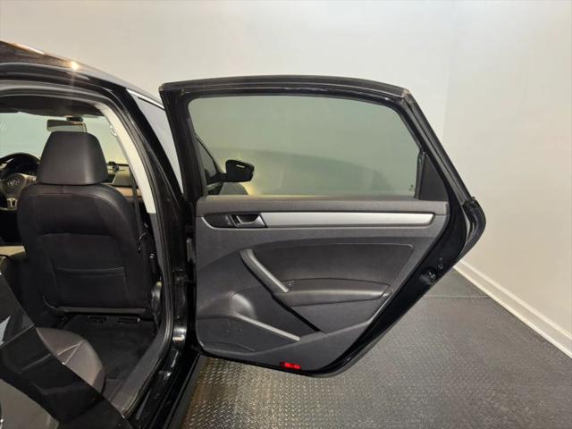 2015 Volkswagen Passat 1.8T Limited Edition