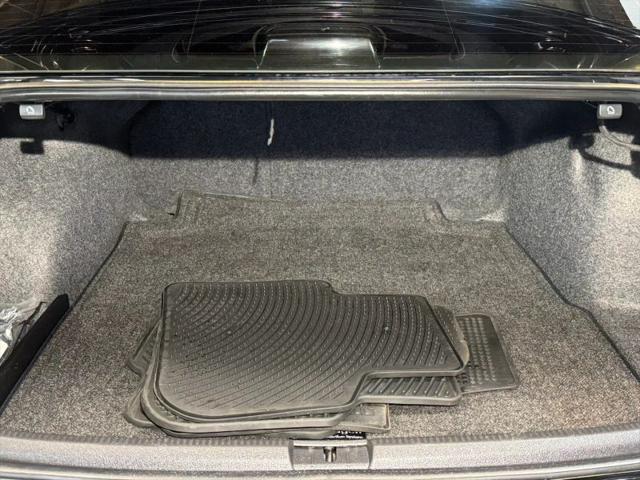 2015 Volkswagen Passat 1.8T Limited Edition
