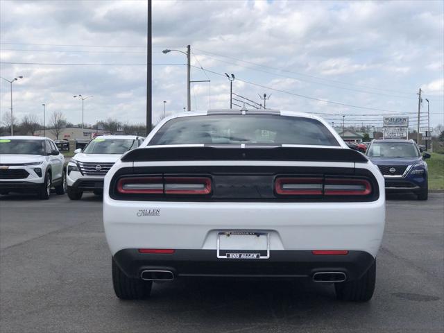2021 Dodge Challenger SXT