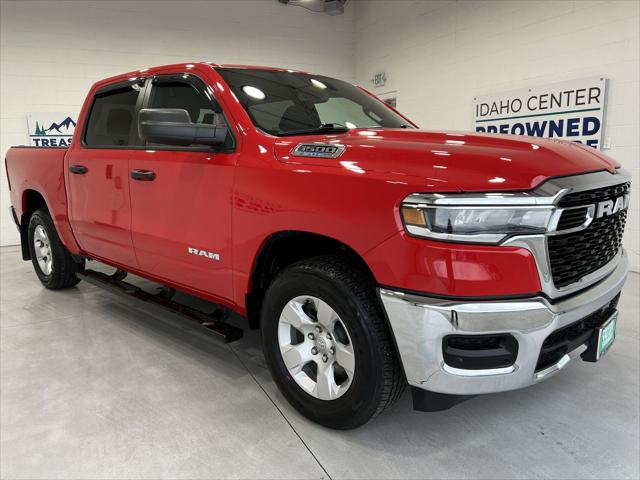 2025 Ram 1500 Tradesman Crew Cab 4x4 5'7" Box