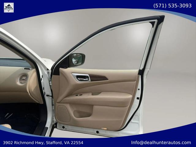 2020 Nissan Pathfinder Platinum 2WD