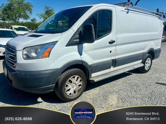2017 Ford Transit w/60/40 Side Door w/RWB