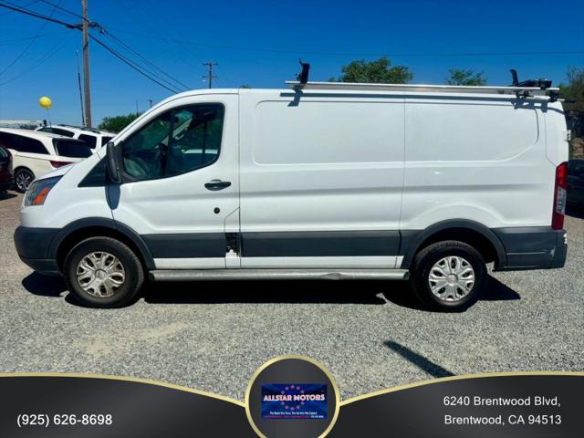 2017 Ford Transit w/60/40 Side Door w/RWB