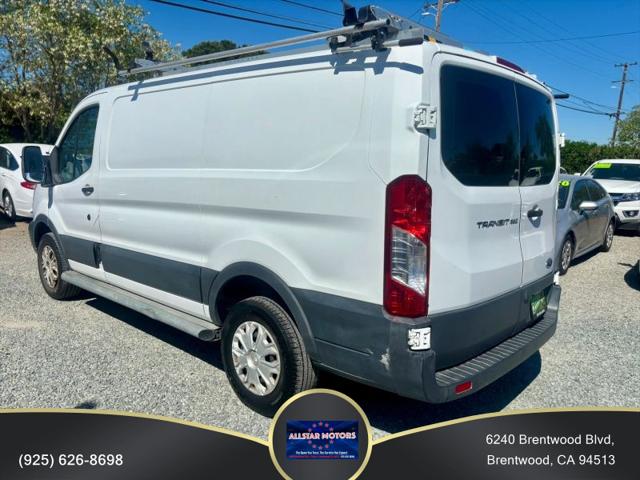 2017 Ford Transit w/60/40 Side Door w/RWB