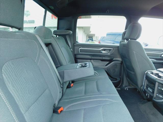2021 Ram 1500 Big Horn Crew Cab 4x4 5'7" Box