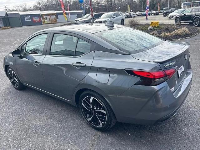 2024 Nissan Versa 1.6 SR