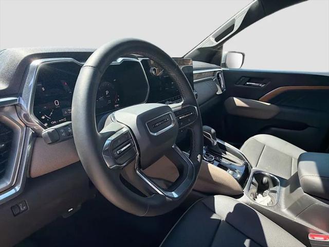 2024 GMC Canyon 4WD Denali