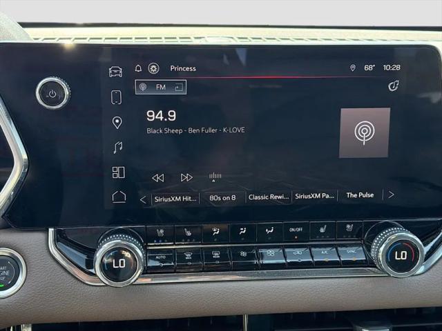 2024 GMC Canyon 4WD Denali