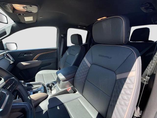 2024 GMC Canyon 4WD Denali