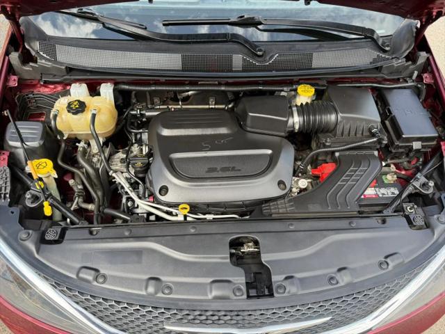 2021 Chrysler Voyager LXI