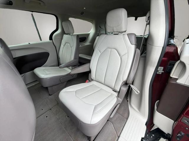 2021 Chrysler Voyager LXI