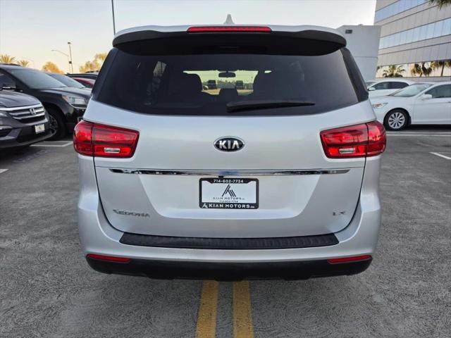 2020 Kia Sedona LX