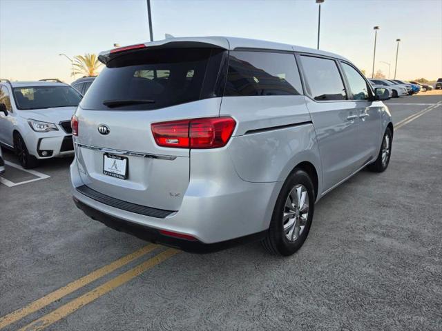 2020 Kia Sedona LX