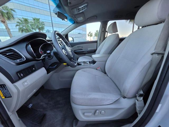 2020 Kia Sedona LX