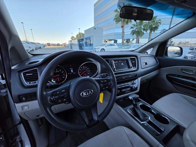 2020 Kia Sedona LX