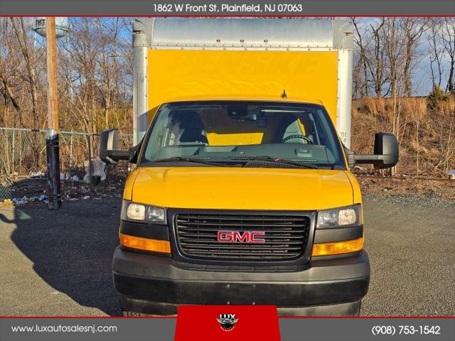 2021 GMC Savana Cutaway Work Van